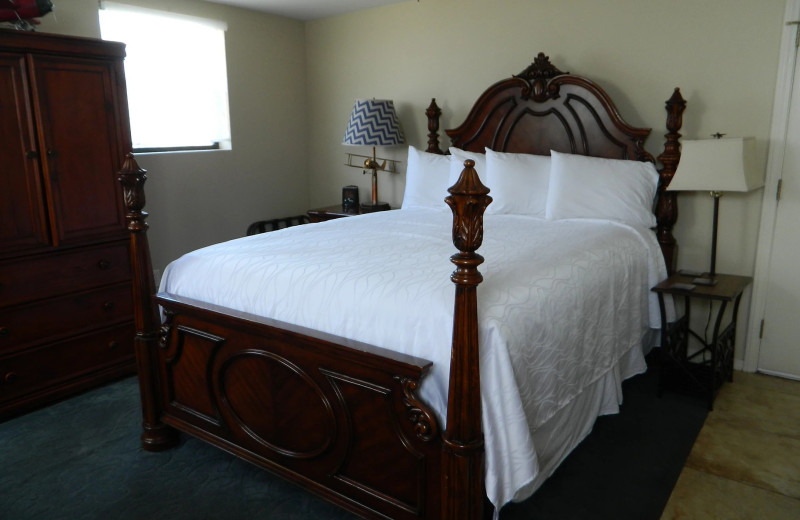 Guest room at Seacrest Inn.