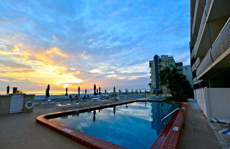 Outdoor pool at Shoreline Island Resort.