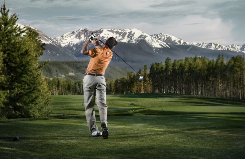 Playing golf at The Osprey at Beaver Creek, A Rock Resort.