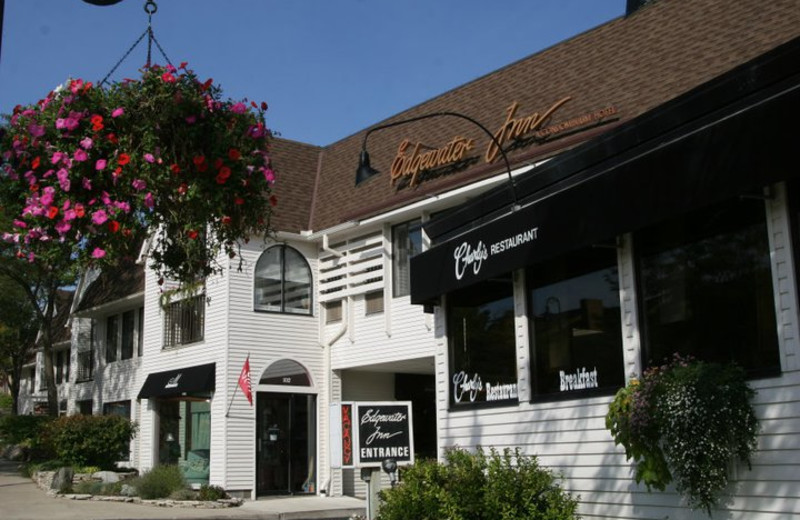 Exterior view of Edgewater Inn on the Harbor.