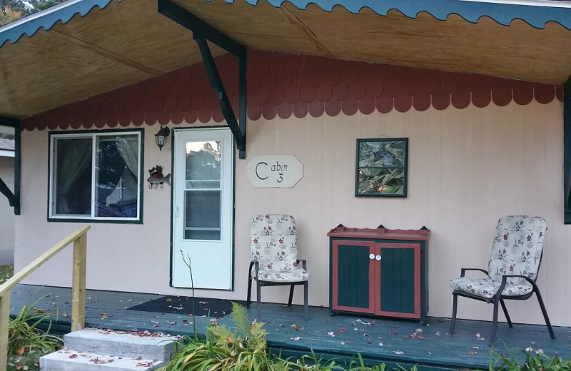 Cabin exterior at Pine Beach Resort-Side Lake.