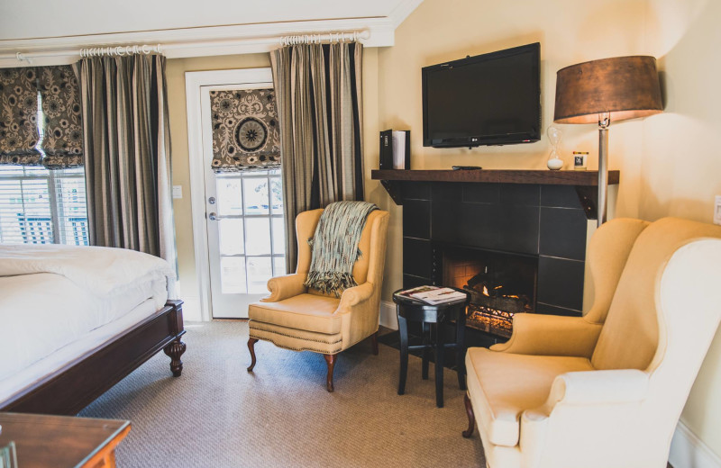 Guest room at The Inn at Willow Grove.