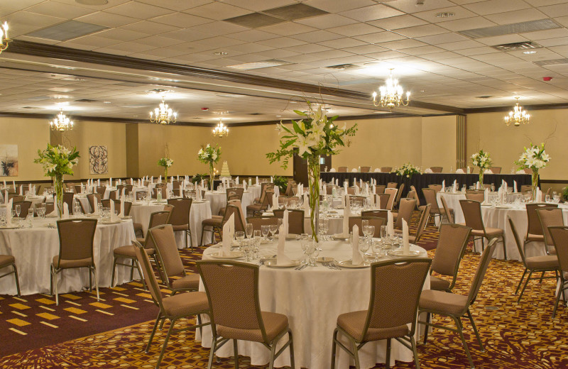 Weddings at Radisson Hotel Branson