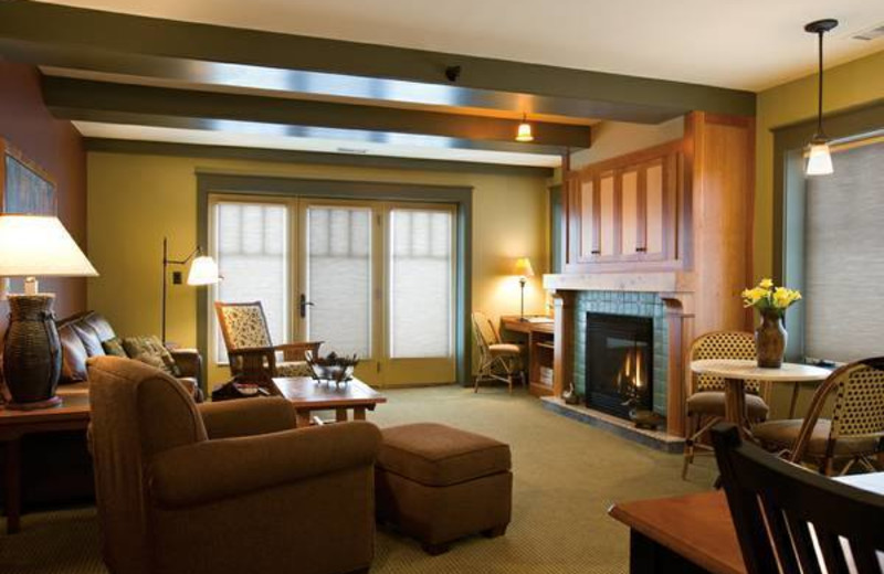 Guest living room at Tamarack Lodge.