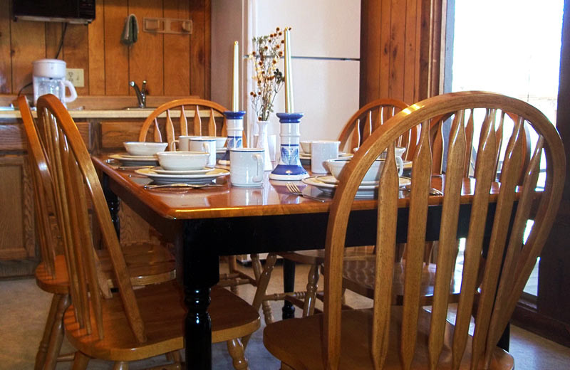 Cabin dining room at Golden Arrow Resort.