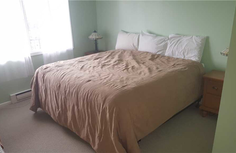 Rental bedroom at Gearhart by the Sea.