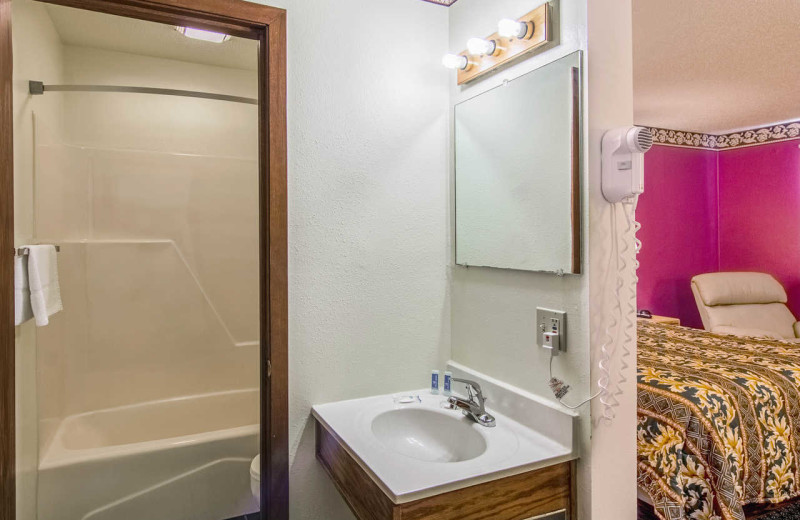 Guest bathroom at Rodeway Inn - Fergus Falls.