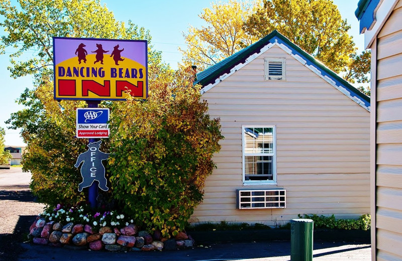 Exterior view of Dancing Bears Inn.