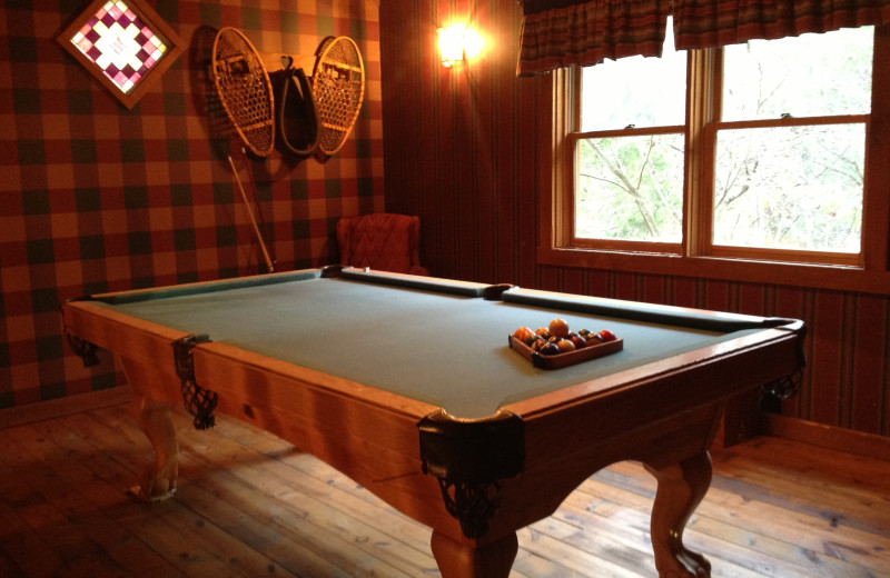 Pool Table at A Smoky Getaways