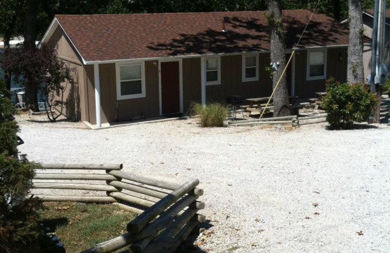 Exterior view of cabin at Artilla Cove Resort.