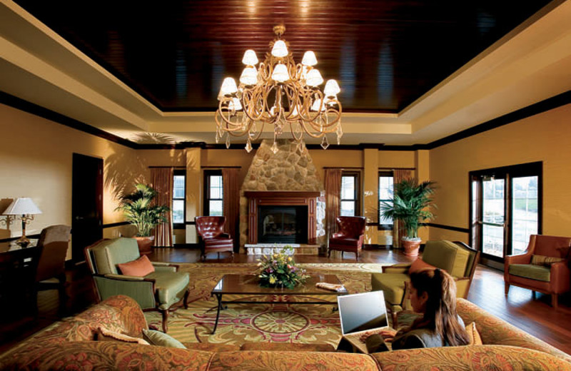 Lounge at The Osthoff Resort.
