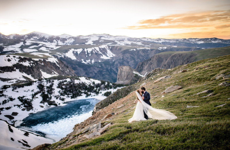 Weddings at Izaak Walton Inn.