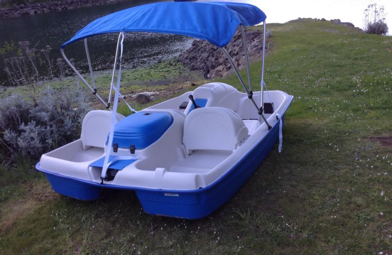 Paddle boat at Saturna Lodge and Restaurant.