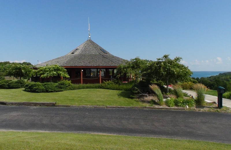 Exterior view A-Ga-Ming Golf Resort.