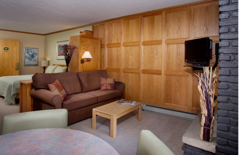 Guest room at Lift House Lodge.