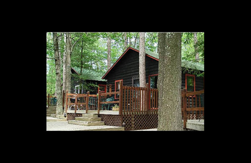 Cabin exterior at Lakeview Resort on Grindstone.