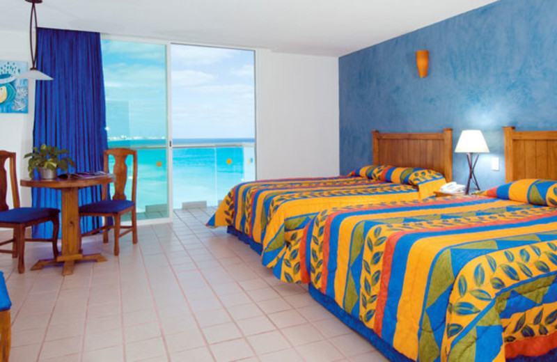 Guest room at Hotel BelleVue Beach Paradise.