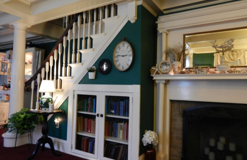 Lobby at Cedar Crest Inn.