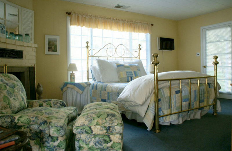 Dutch Henry Suite at Trailside Inn Bed & Breakfast.