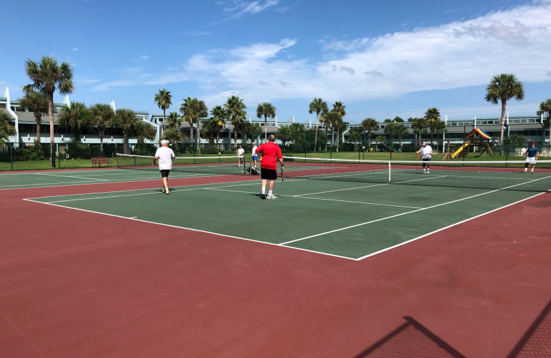 Tennis court at Sunnyside Resort Rental Company.