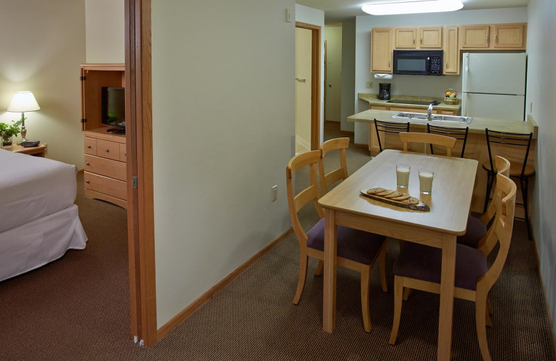 Guest room at Timber Ridge Lodge & Waterpark.