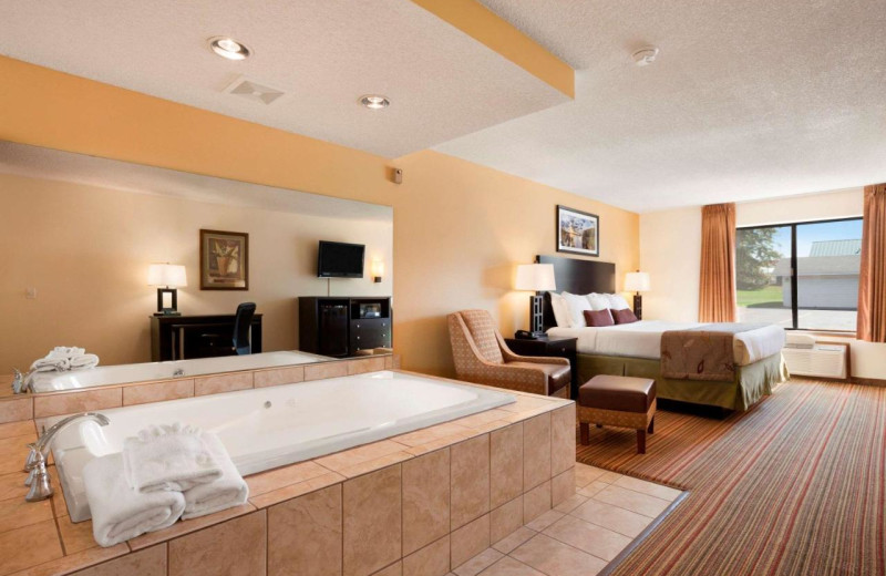 Guest room at Ramada Wisconsin Dells.