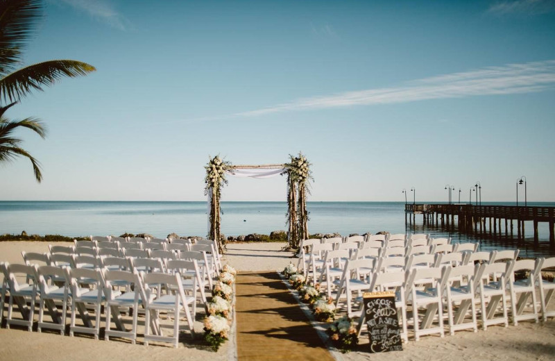 Weddings at Islander Bayside Resort.