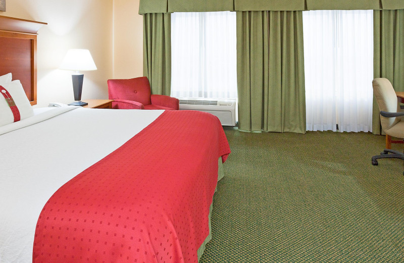 Holiday Inn Minneapolis Nw Elk River Wild Woods Waterpark Elk River Mn Resort Reviews Resortsandlodges Com Holiday Inn Minneapolis Nw Elk River Wild Woods Waterpark Elk River Mn Resort Reviews Resortsandlodges Com