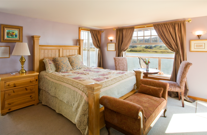 Avalon Room at Jenner Inn