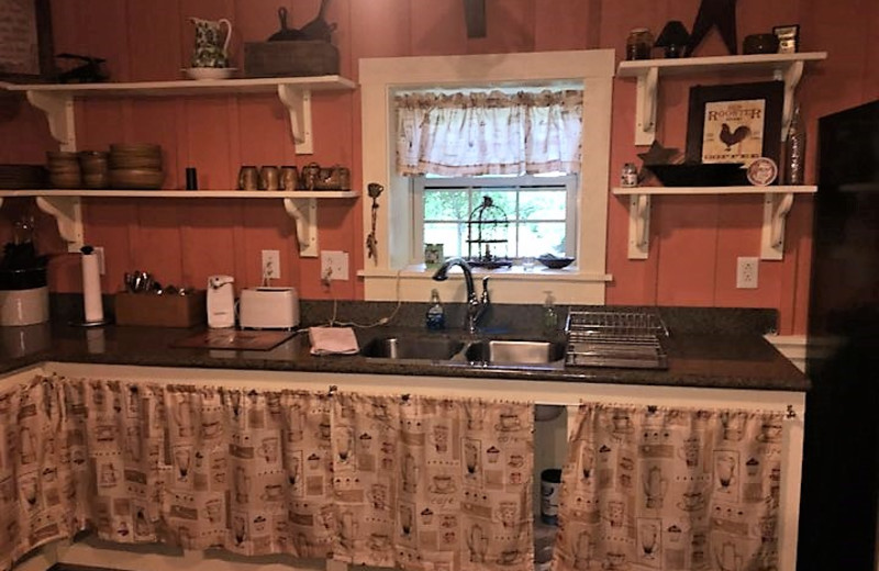 Cottage kitchen at Greenbrier River Retreat.