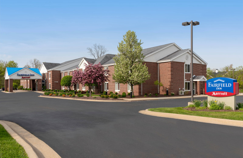 Exterior view of Fairfield Inn East Lansing.