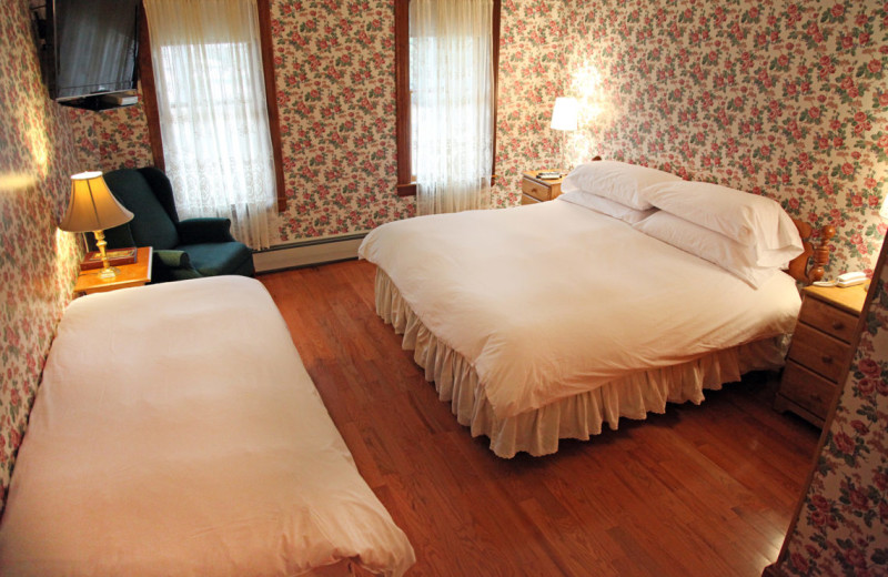 Guest room at Albergo Allegria.