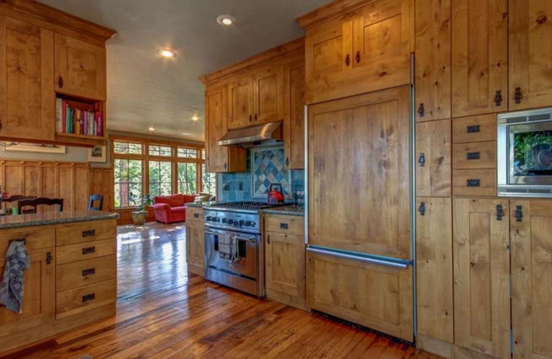 Vacation rental kitchen at Pullen Realty Group.