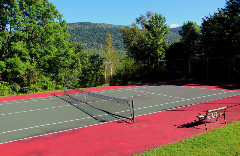 Tennis court at Wilburton Inn.