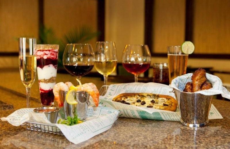Dining at Hampton Inn & Suites Jekyll Island.