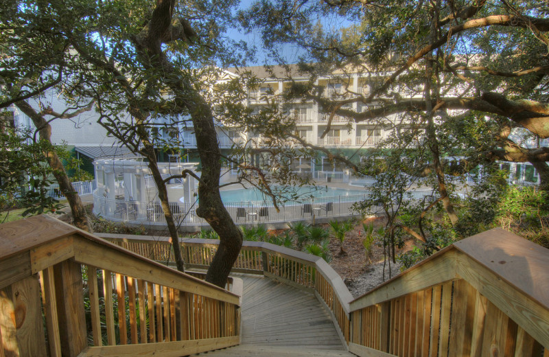 Exterior view of Hampton Inn & Suites Jekyll Island.