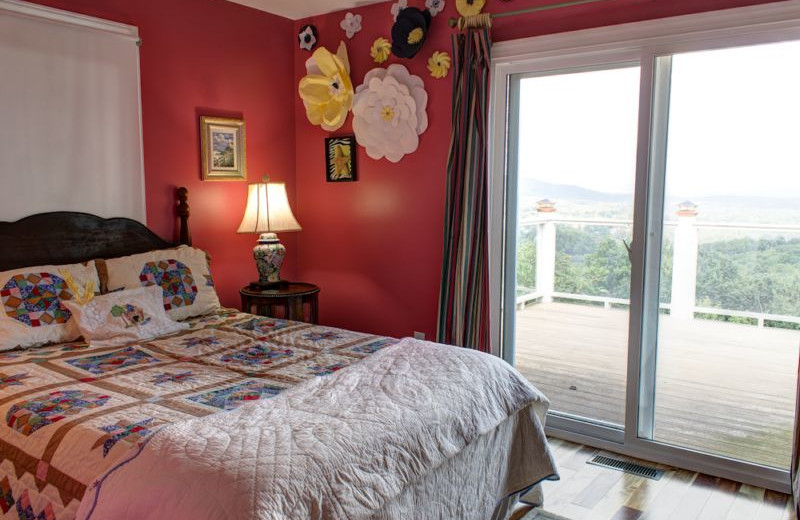 Cabin bedroom at Georgia Mountain Rentals.