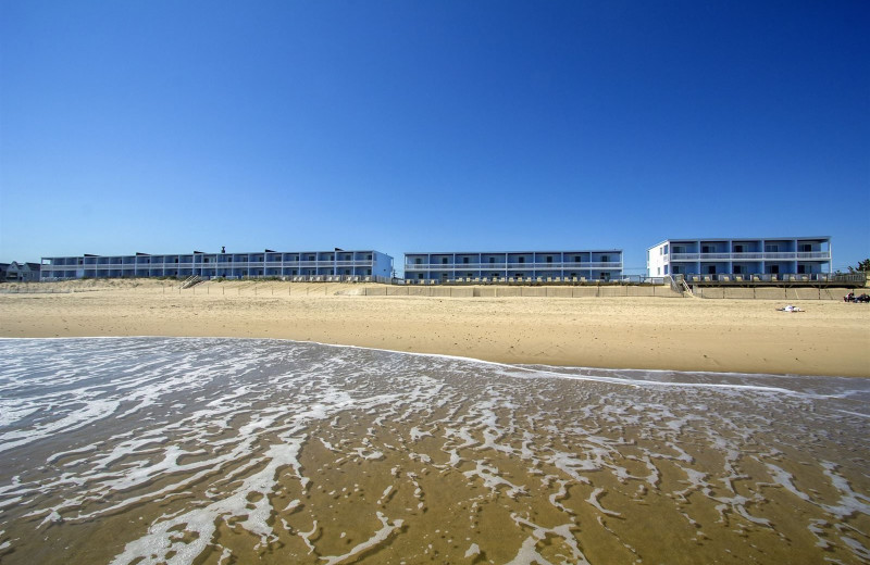 Exterior view of Montauk Blue Hotel.