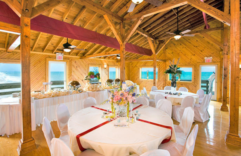 Wedding reception at Hilton Garden Inn Outer Banks.