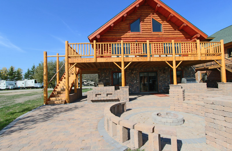 Exterior view at Zippel Bay Resort.