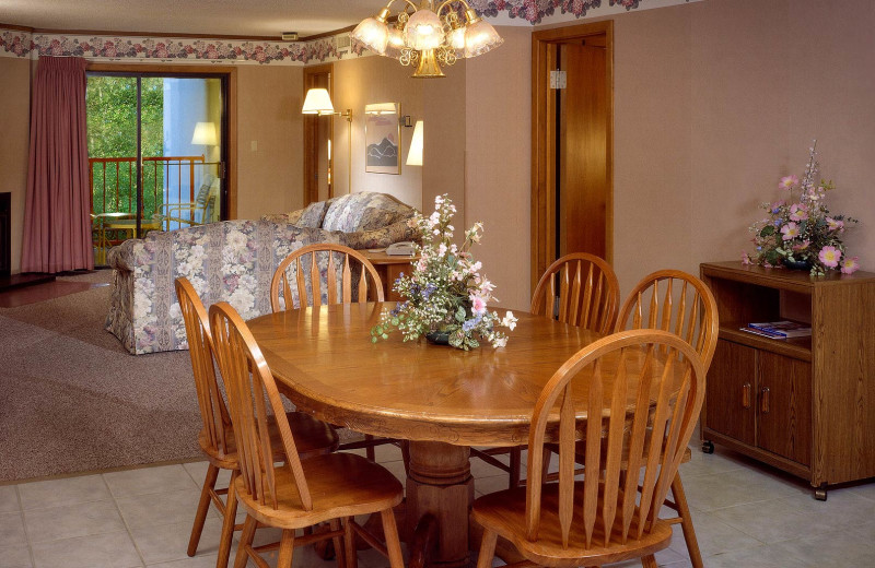 Guest room at Zoder's Inn.