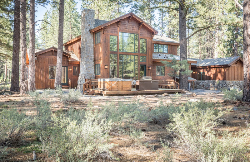 Exterior view of Tahoe Mountain Lodging.