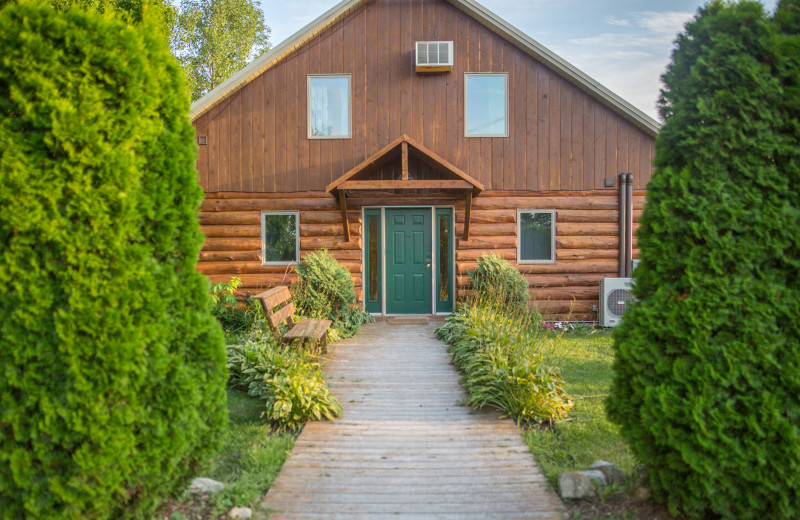 Cottage exterior at Door County Cottages.