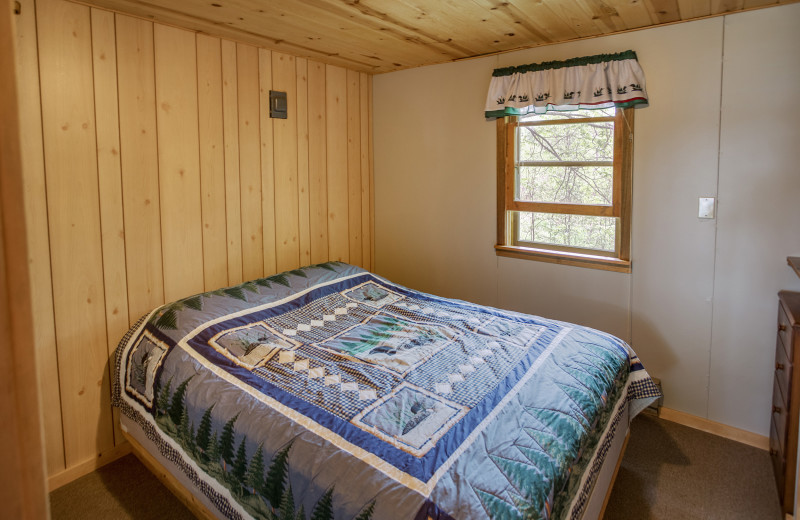 Cabin bedroom at Twin Springs Resort.