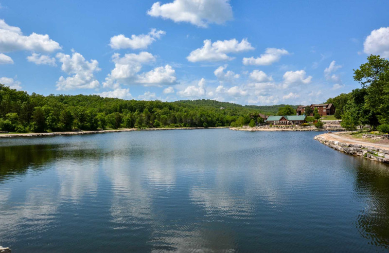 Lake near Branson Vacation Rentals.