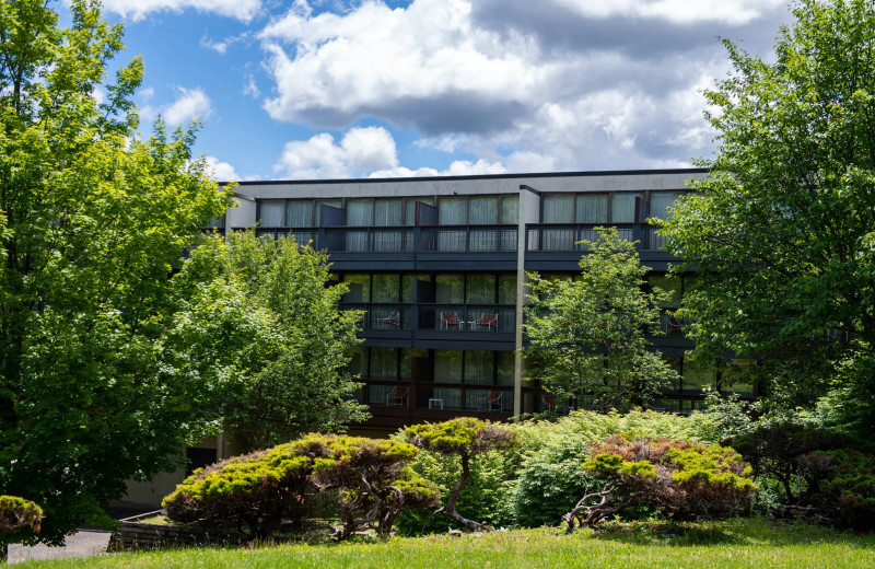 Exterior view of Mountain Laurel Resort 