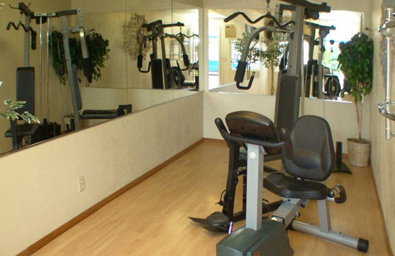 Fitness Center at Americas Best Value Inn Eugene