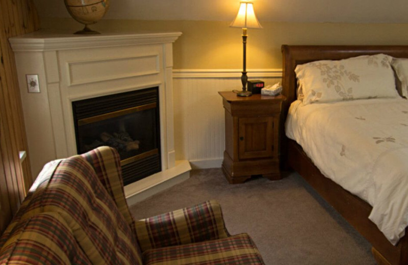 Guest room at Mountaintop Lodge at Lake Naomi.