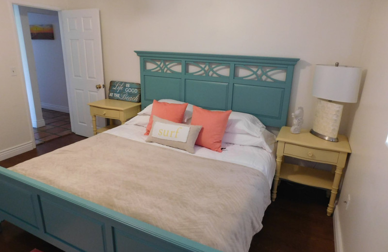 Guest room at My Sarasota Getaway.