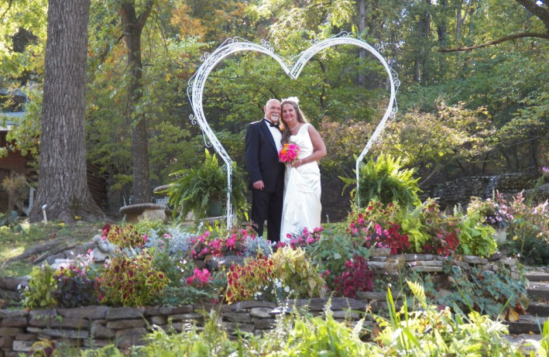 Wedding Trellis at Red Bud Valley Resort